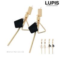 シェルプレートトライアングルバーピアス