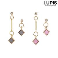 スクエアレザーアシンメトリーピアス