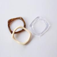acrylic square bangle[872J]